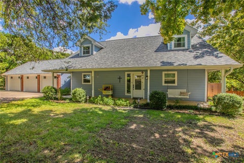 Photo of 1505 N Beal Street, Belton, TX 76513 (MLS # 624902)