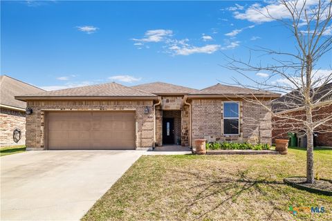 Photo of 609 Mason Circle Circle, Victoria, TX 77904 (MLS # 607867)
