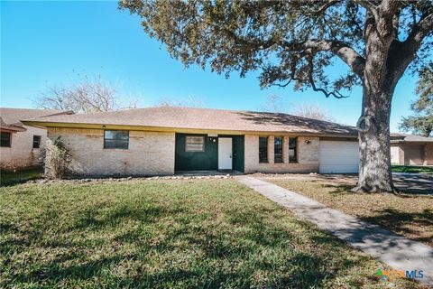 603 Maplewood Drive Victoria TX 77901