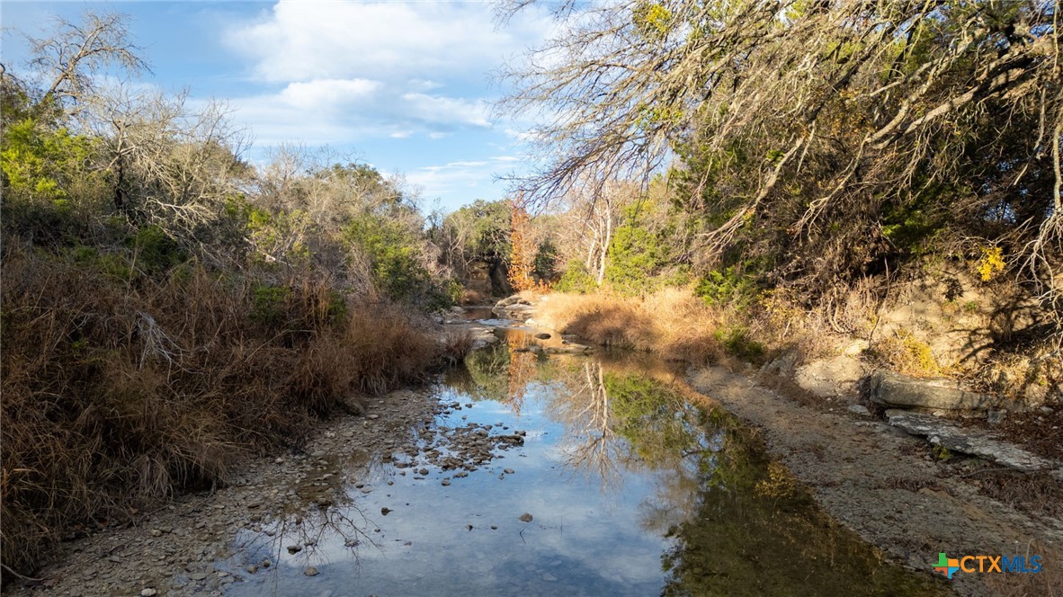 12615 E US Highway 190