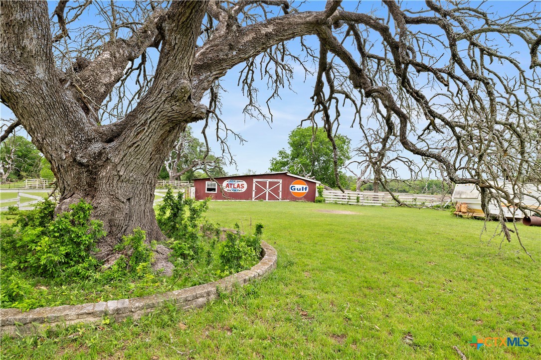 902 County Road 327