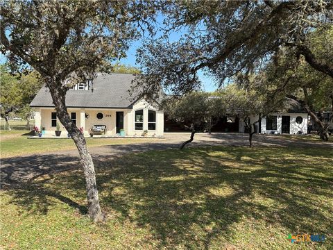Photo of 264 Live Oak Drive, Inez, TX 77968 (MLS # 609314)