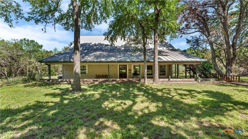 Photo of 606 Deer Lake Cove, Wimberley, TX 78676 (MLS # 605256)