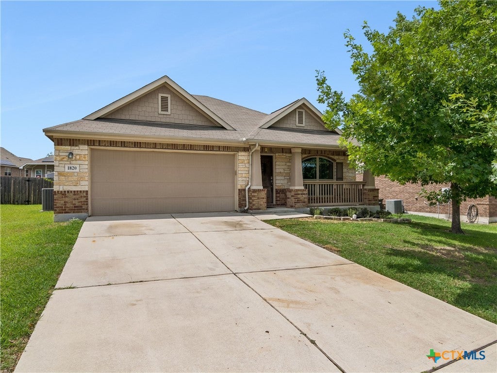 Photo of 1820 Strawcove, New Braunfels, TX 78130 (MLS # 612610)