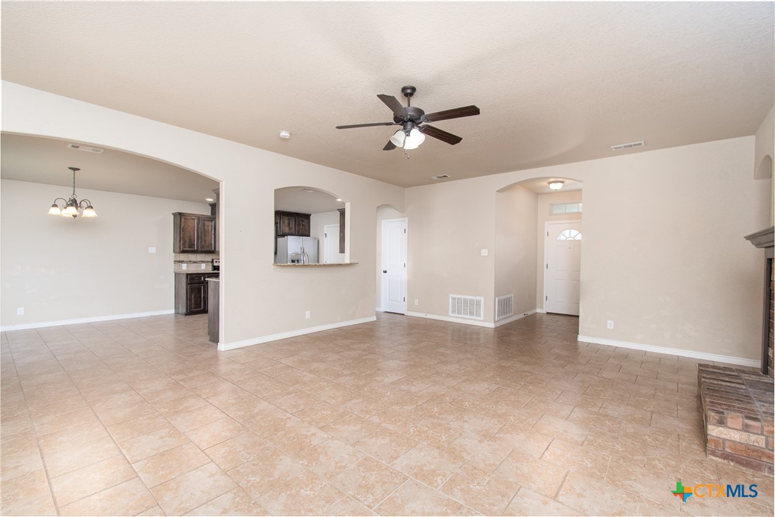 3808 Anvil Range Road