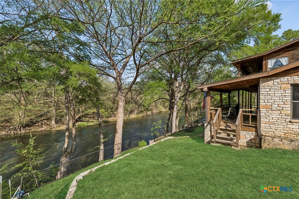 Photo of 2630 Ponderosa Drive, New Braunfels, TX 78132 (MLS # 608791)