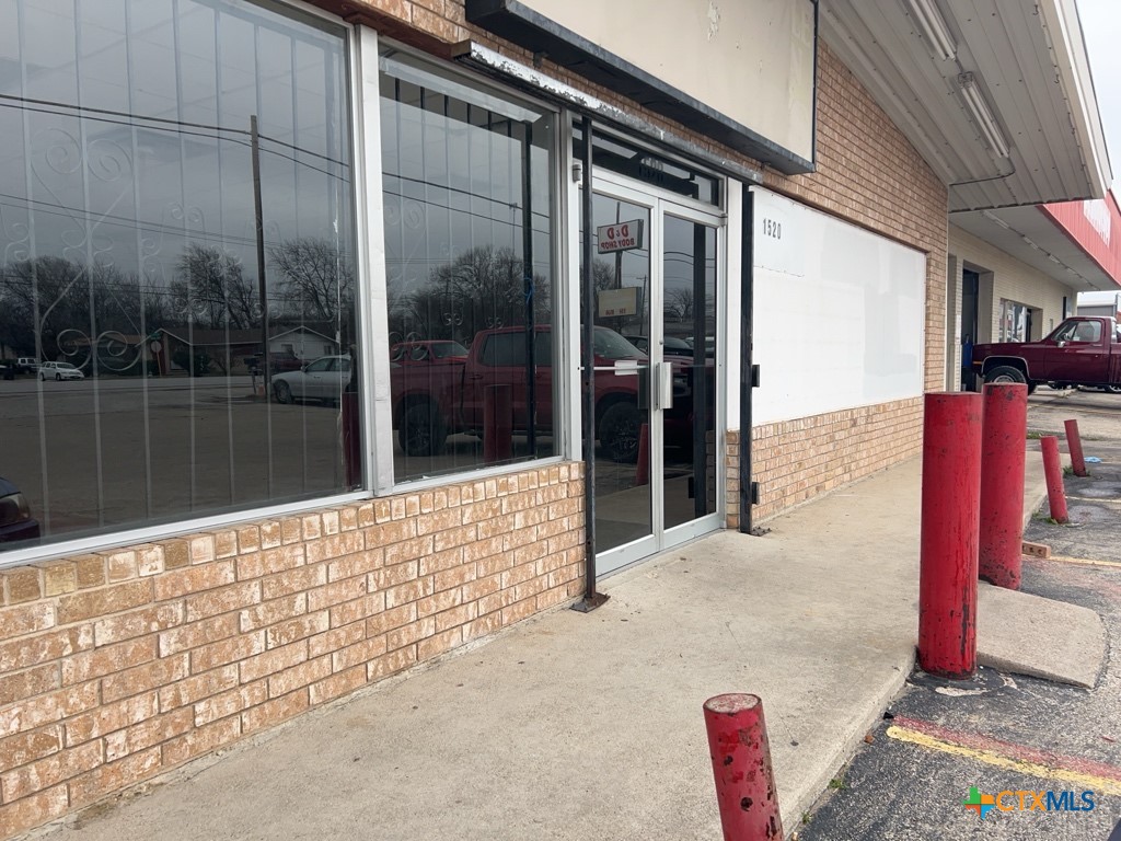 1520 S Fort Hood Street