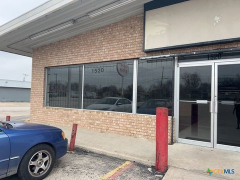 1520 S Fort Hood Street Killeen TX 76542