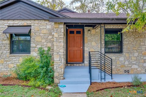 A home in San Marcos