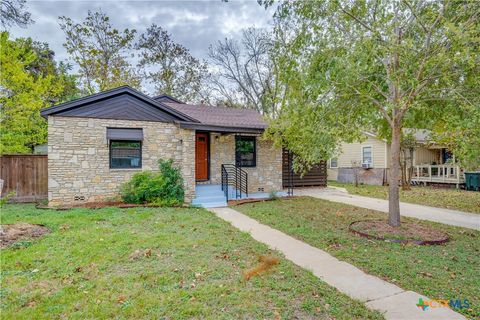 A home in San Marcos