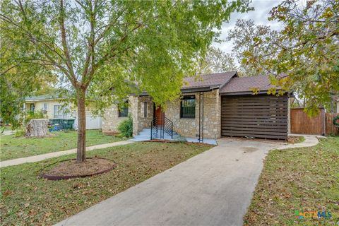 A home in San Marcos