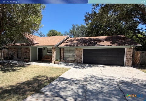 Photo of 3020 Oakwood Drive, Harker Heights, TX 76548 (MLS # 622895)