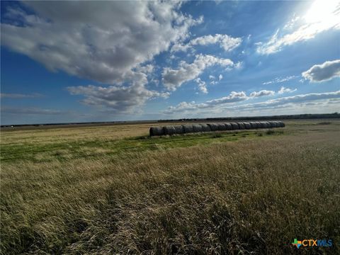 1438 County Road 438 Thorndale TX 76577