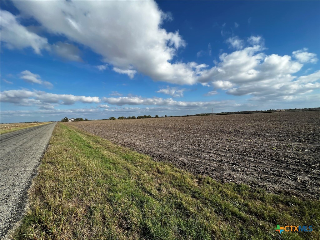 1438 County Road 438