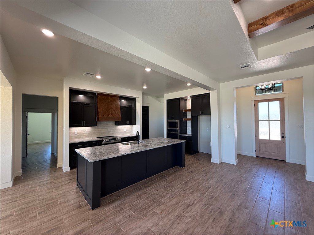 11043 Eagle Walk Boulevard