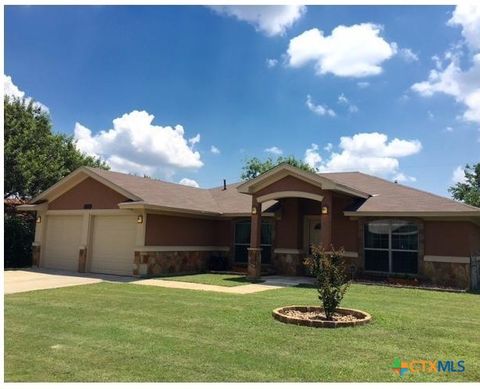 Photo of 3210 Edgewood Drive, Killeen, TX 76542 (MLS # 613958)