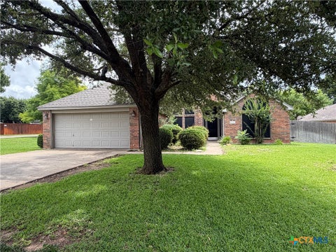 Photo of 1021 Westend Drive, Temple, TX 76502 (MLS # 616412)