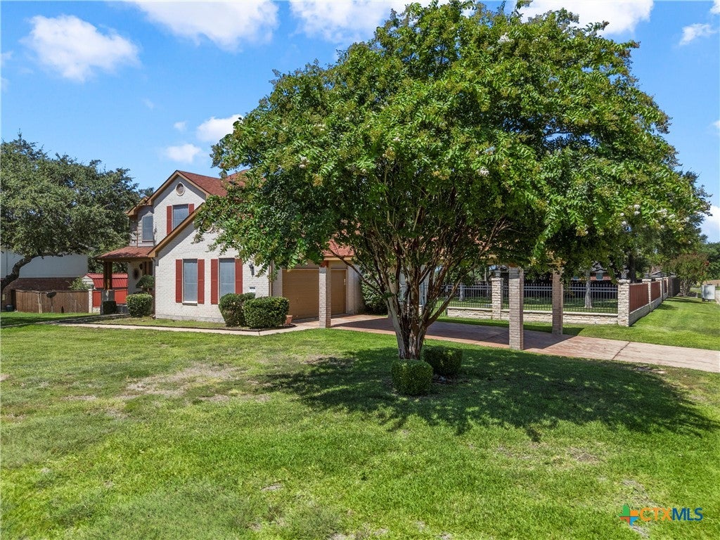 570 Crossland Drive
