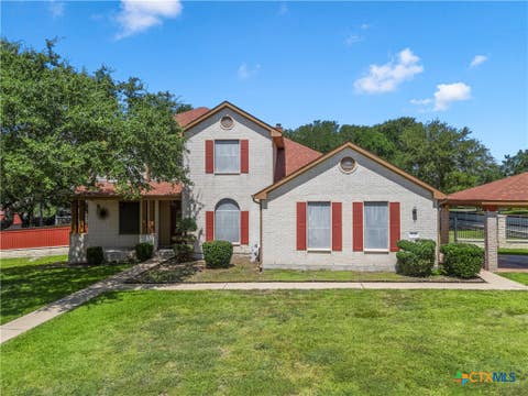 Photo of 570 Crossland Drive, Killeen, TX 76543 (MLS # 621042)