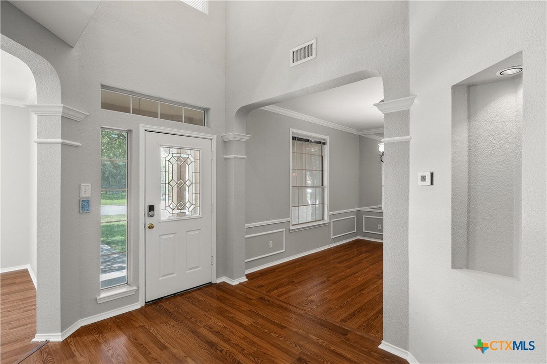 570 Crossland Drive