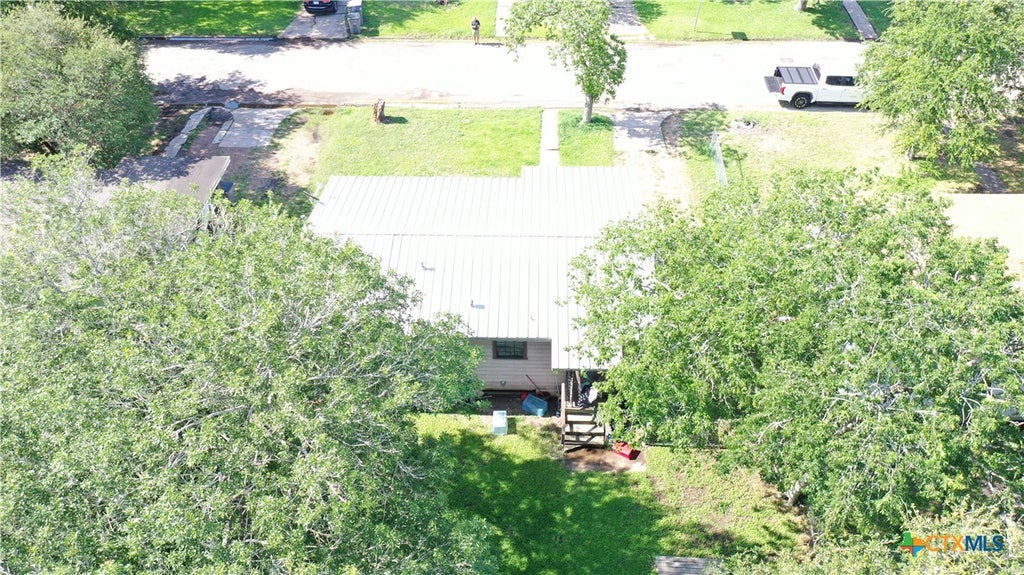 Photo of 1104 Taylor Avenue, Victoria, TX 77901 (MLS # 627724)