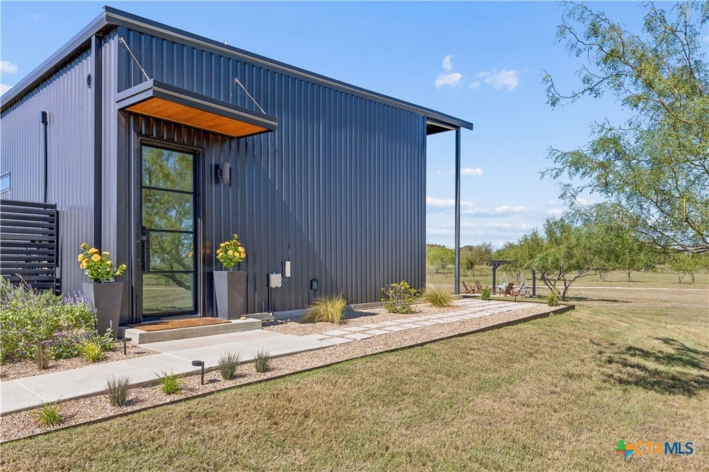 Photo of 6261 Solana Ranch Road, Salado, TX 76571 (MLS # 626293)