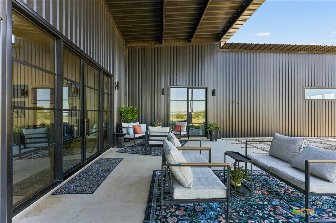 6261 Solana Ranch Road