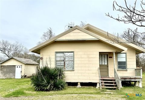 A home in Edna