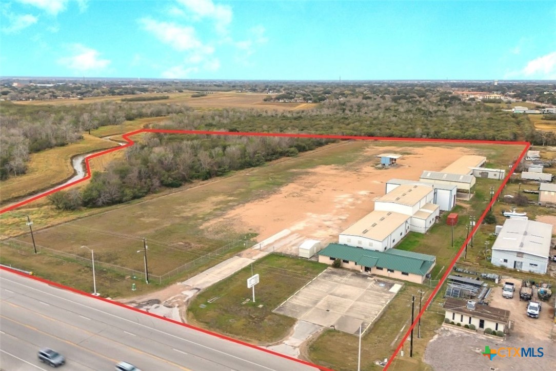 4906 Houston Hwy