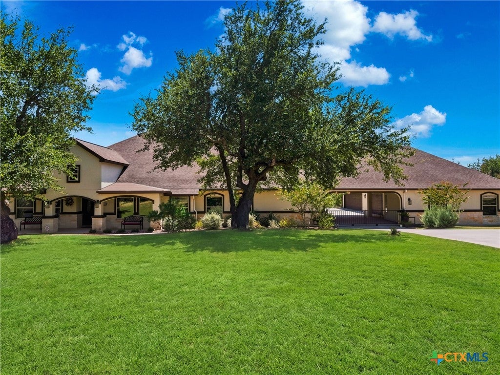 Photo of 1711 Mountain Springs, Canyon Lake, TX 78133 (MLS # 623230)