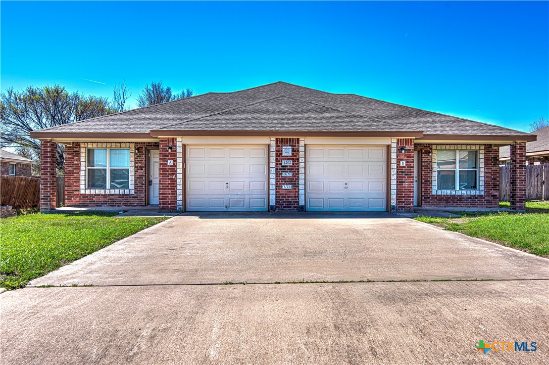 Duplex at 4202 Elms Run Circle, Killeen, TX 76542