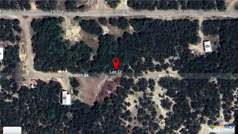 Lot 12 30th Street Lakehills TX 78063