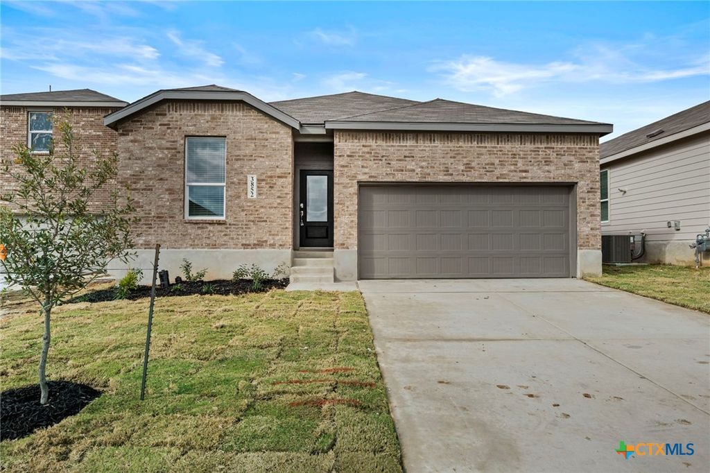 Photo of 3852 Northaven Trail, New Braunfels, TX 78132 (MLS # 610981)