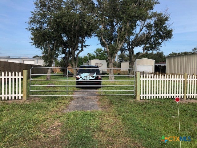 545 Oak Ave. Rockport, Texas