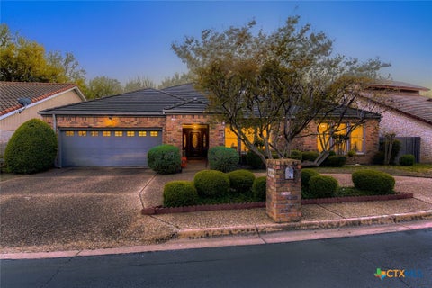 Photo of 10904 Legends Lane, Austin, TX 78747 (MLS # 626817)