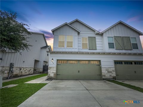Photo of 256 Sapphire, New Braunfels, TX 78130 (MLS # 610485)