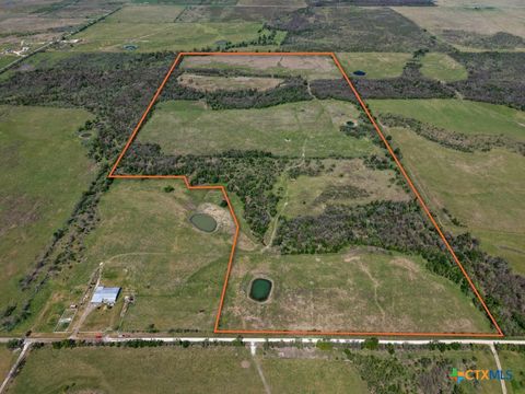 Photo of 303 LCR 626, Groesbeck, TX 76642 (MLS # 612685)