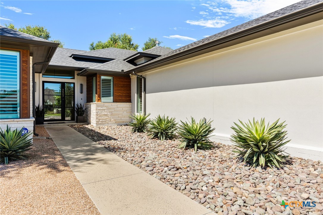 3507 Lions Ridge Drive