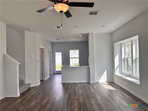 Photo of 124 Rollingwood Drive, San Marcos, TX 78666 (MLS # 595576) Photo of 124 Rollingwood Drive, San Marcos, TX 78666 (MLS # 595576)