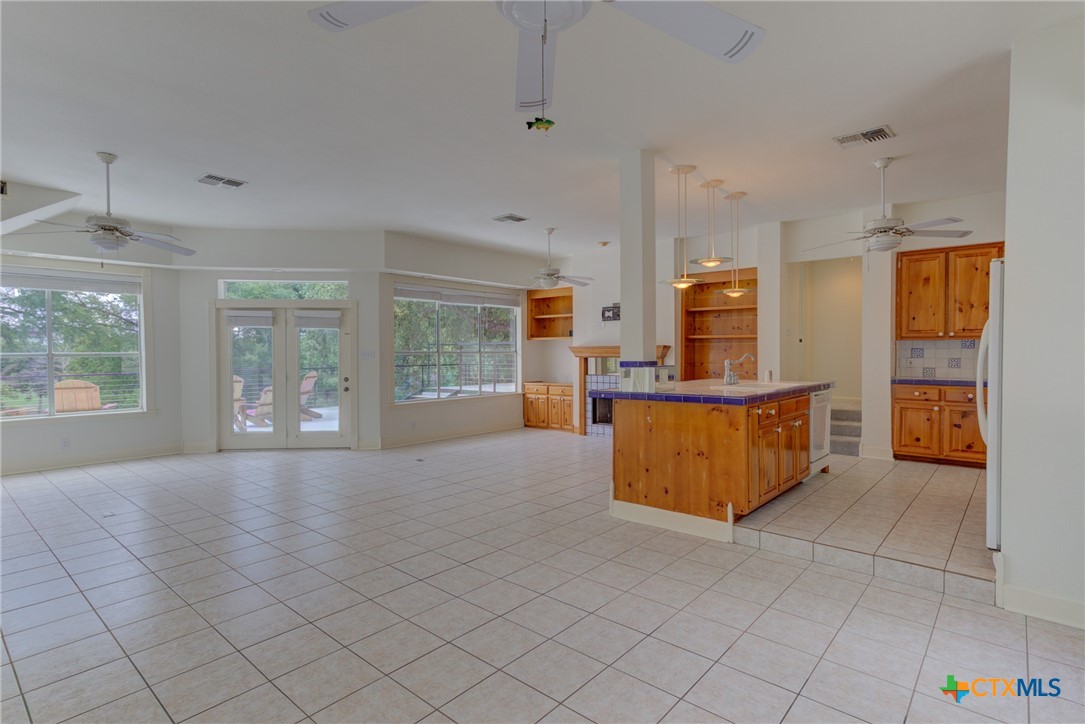 New Braunfels, Texas 78130, United States, 4 Bedrooms Bedrooms, ,5 BathroomsBathrooms,Residential,Active,152304