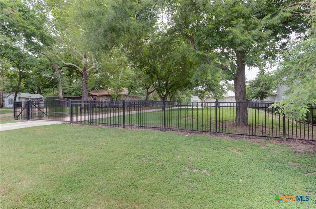 New Braunfels, Texas 78130, United States, 4 Bedrooms Bedrooms, ,5 BathroomsBathrooms,Residential,Active,152304