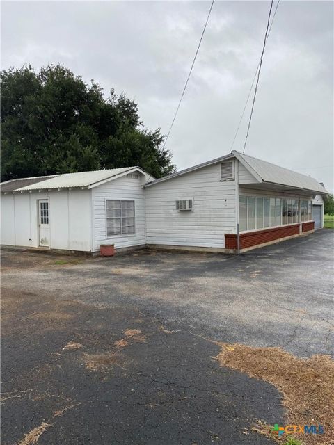 A home in Cuero