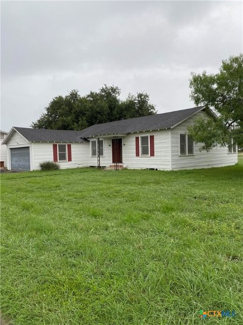 A home in Cuero