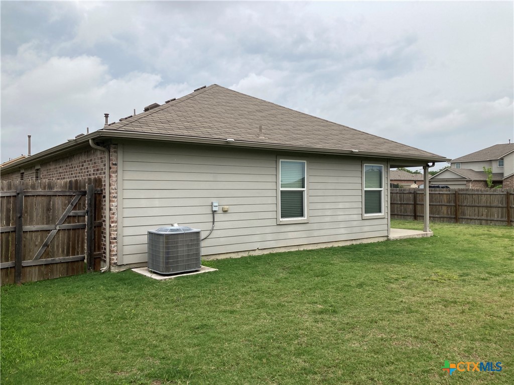 212 Dusky Thrush Drive