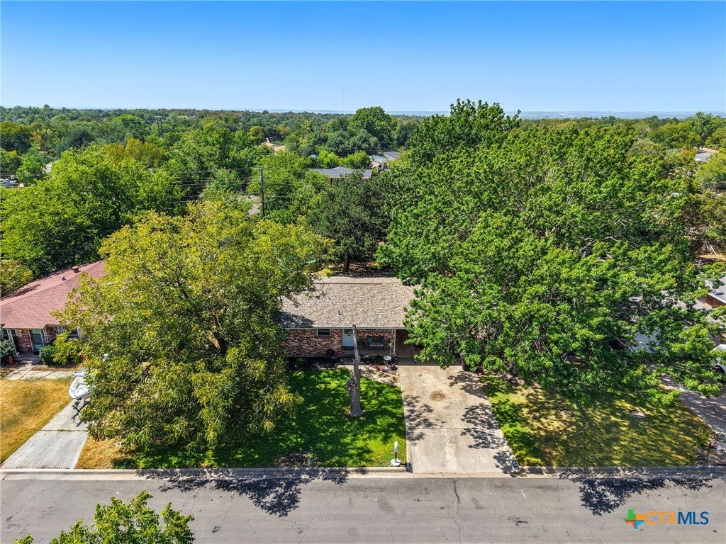 3213 Lawnwood Drive