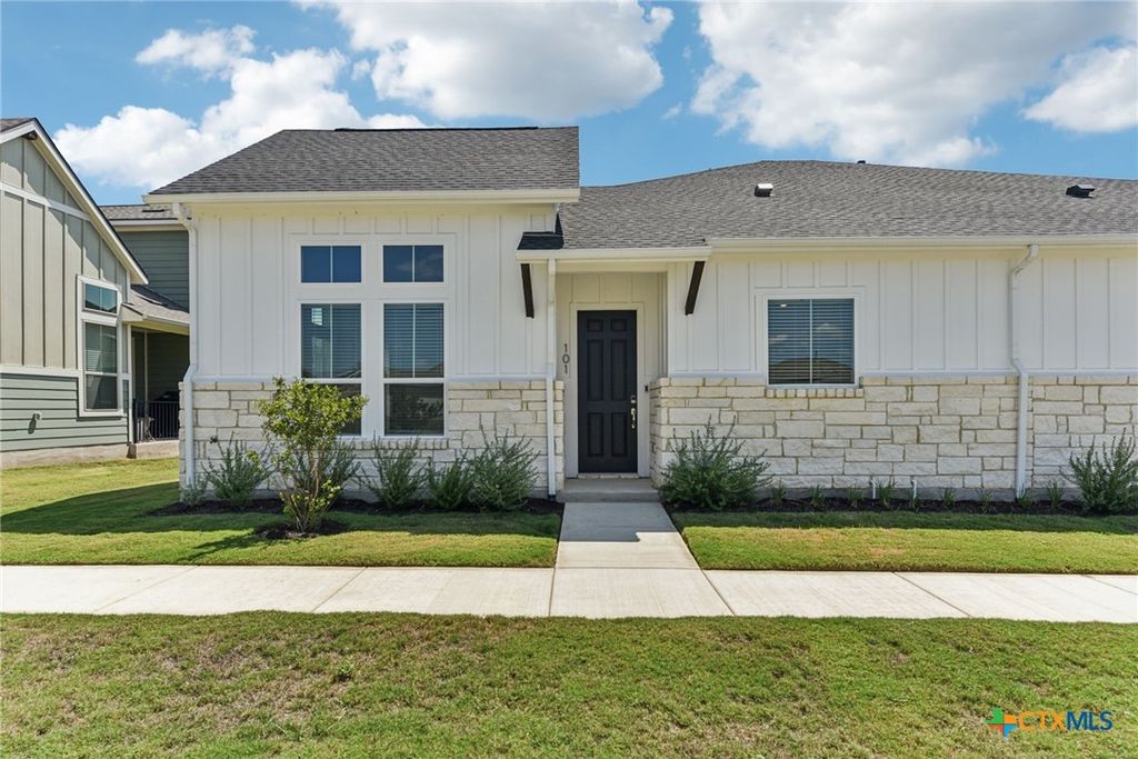 Photo of 136 Stewart Drive #101, San Marcos, TX 78666 (MLS # 570867)