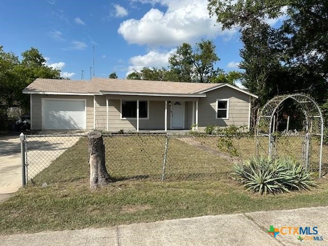 Photo 1 of 18 — 602 W Avenue B, Copperas Cove, TX 76522