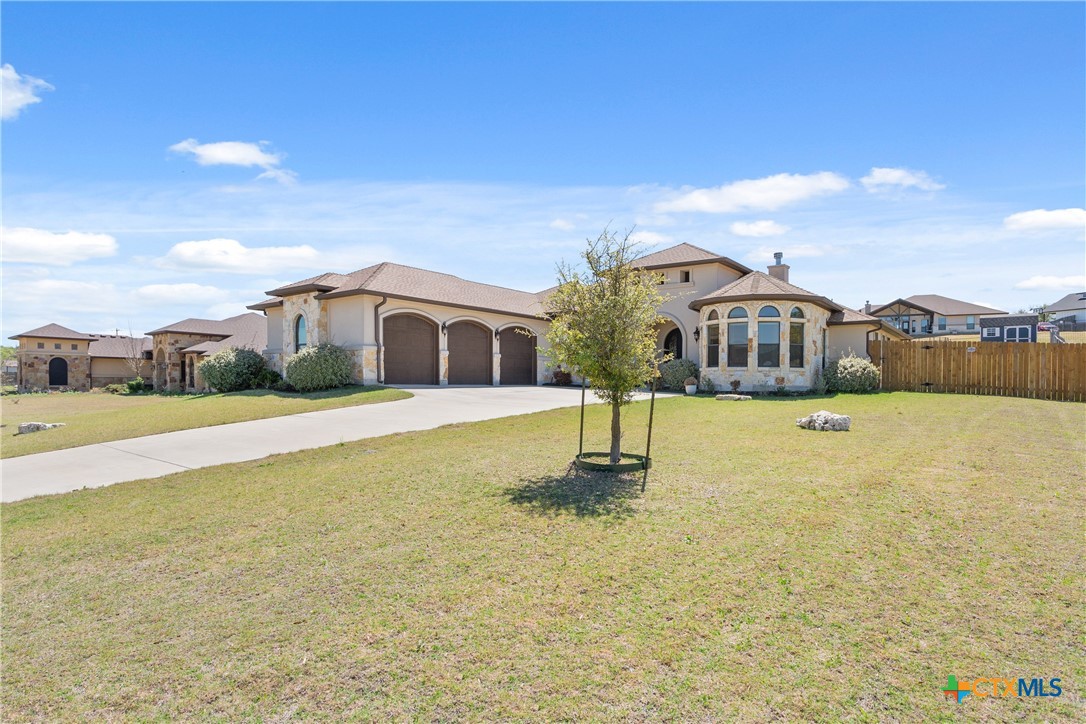 1007 Saddle Bluff Drive