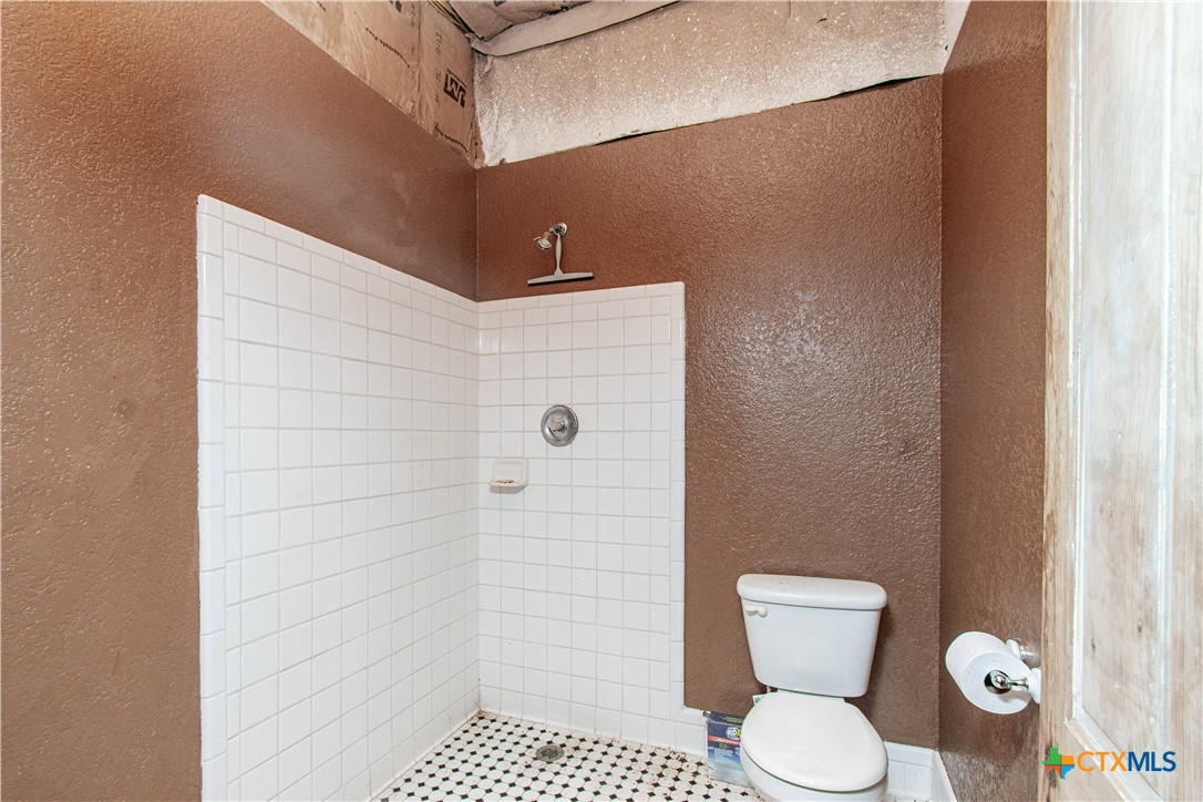 Cameron, Texas 75620, United States, 2 Bedrooms Bedrooms, ,1 BathroomBathrooms,Residential,Active,138809