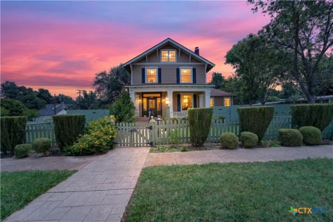 Photo of 819 N 13th Street, Temple, TX 76501 (MLS # 620633)